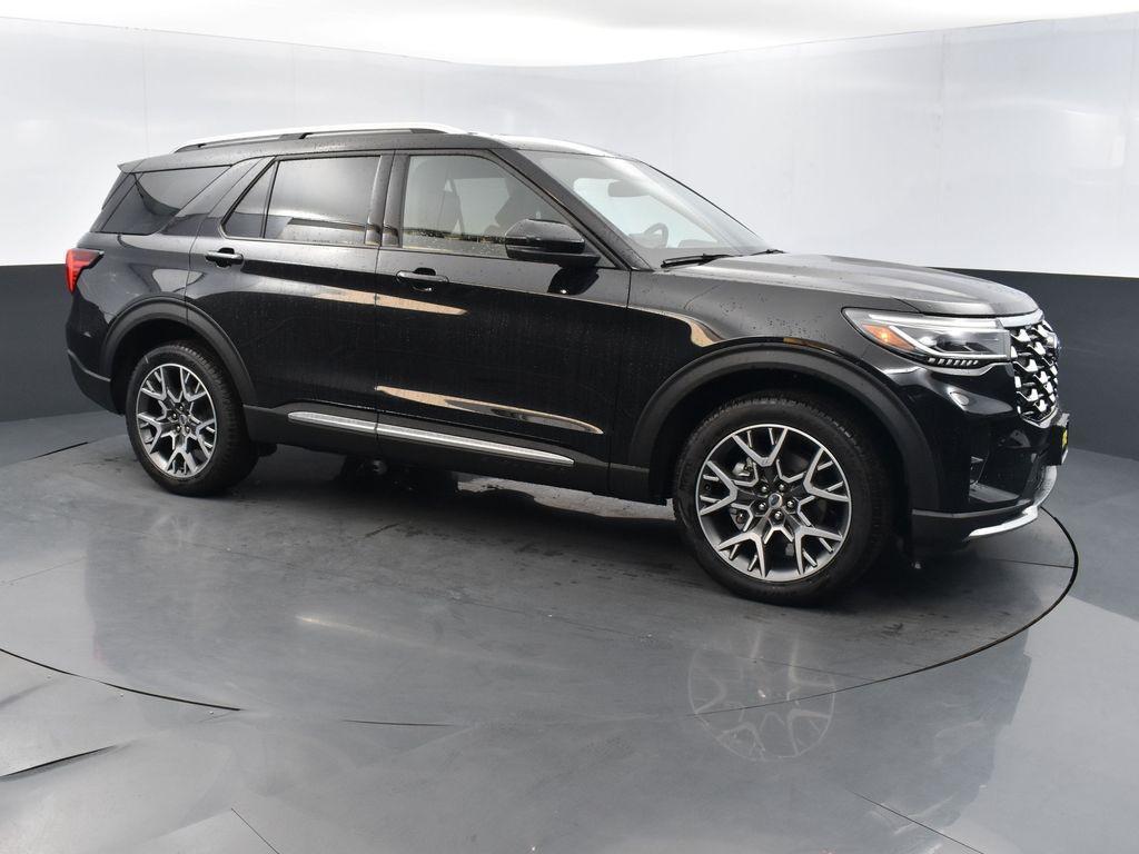 new 2025 Ford Explorer car, priced at $55,995