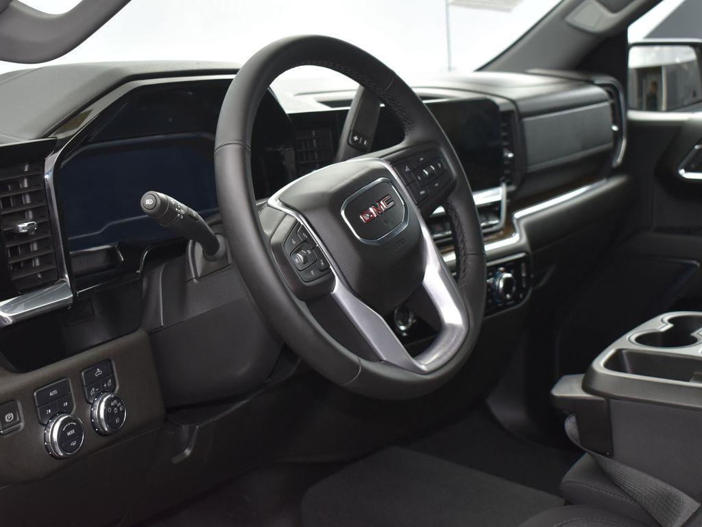 used 2023 GMC Sierra 1500 car, priced at $39,991