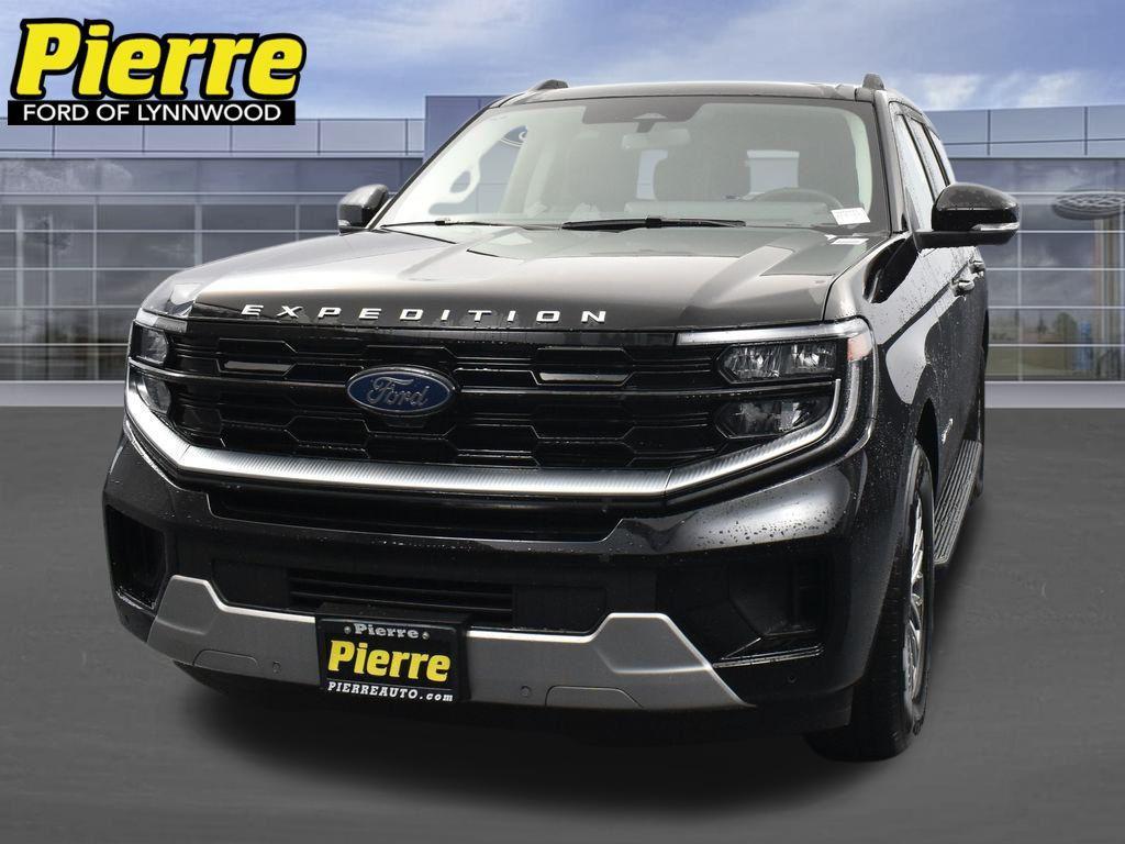 new 2026 Ford Expedition car, priced at $79,040
