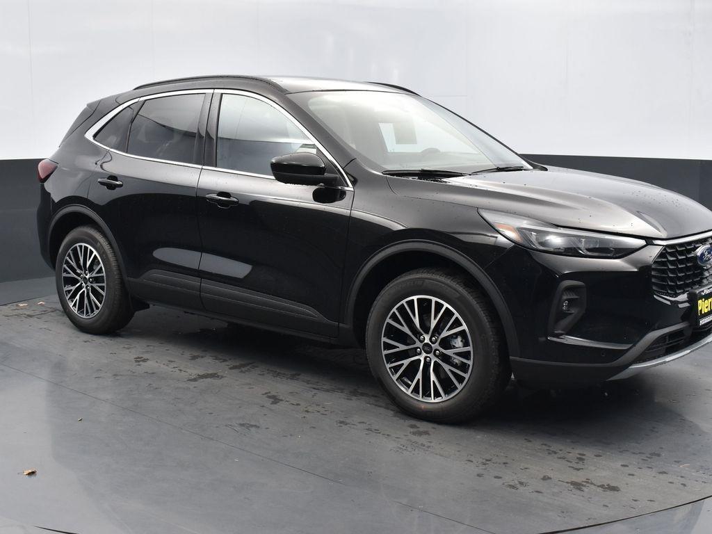new 2025 Ford Escape PHEV car, priced at $36,888