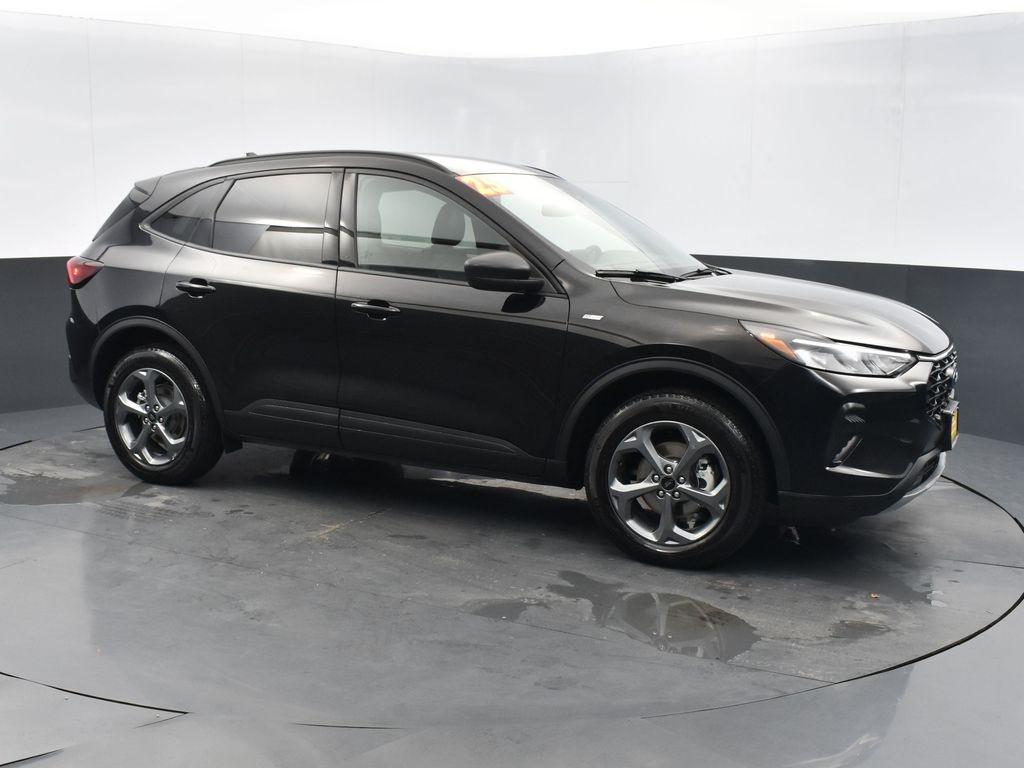 used 2025 Ford Escape car, priced at $26,028