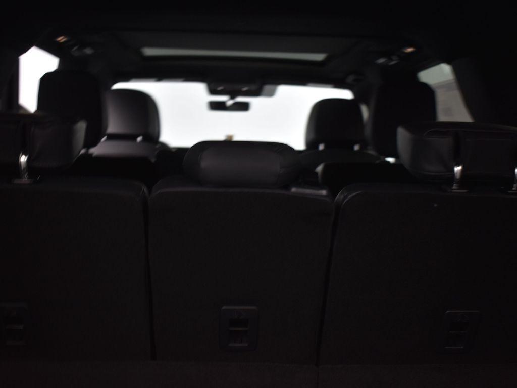 new 2025 Lincoln Navigator car, priced at $108,015