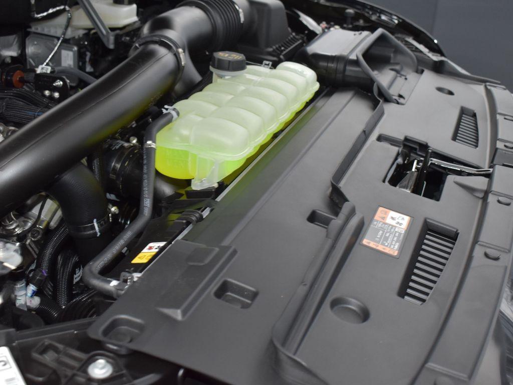 new 2025 Lincoln Navigator car, priced at $108,015