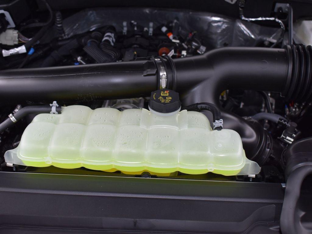 new 2025 Lincoln Navigator car, priced at $108,015