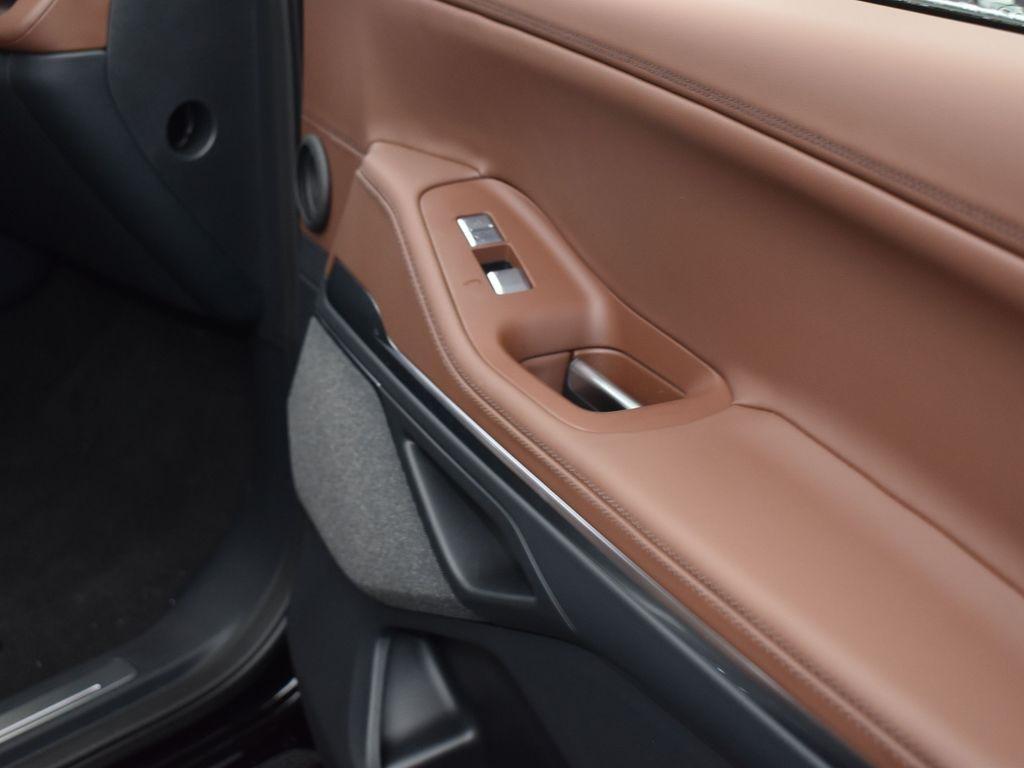 new 2025 Lincoln Navigator car, priced at $97,888