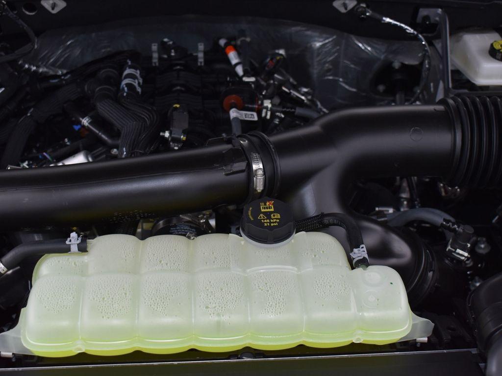 new 2025 Lincoln Navigator car, priced at $97,888