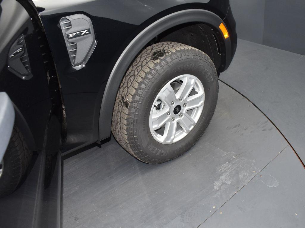 new 2025 Ford Ranger car, priced at $35,232