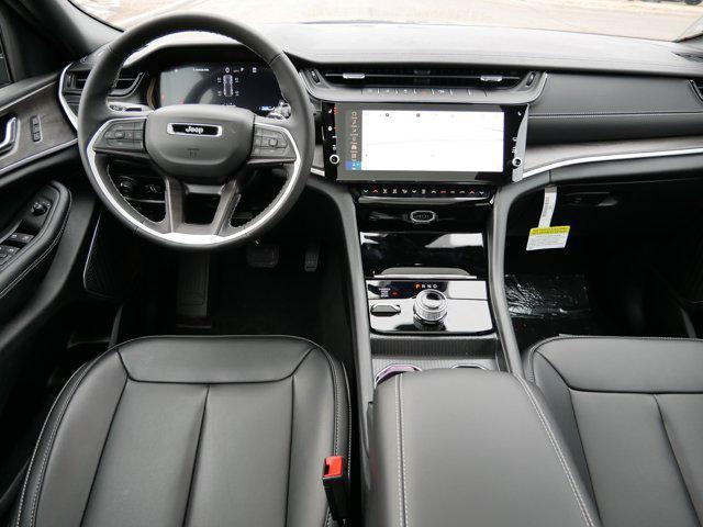 new 2026 Jeep Grand Cherokee car, priced at $48,999