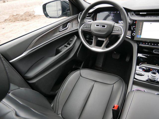 new 2026 Jeep Grand Cherokee car, priced at $48,999