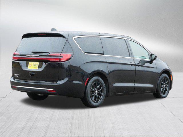 used 2024 Chrysler Pacifica car, priced at $24,551