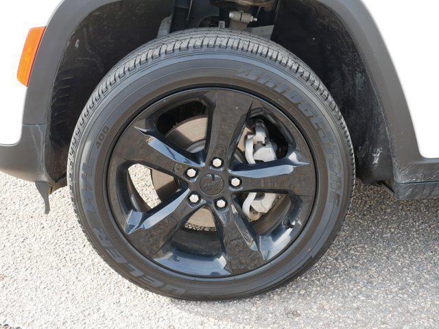 used 2023 Jeep Grand Cherokee car, priced at $32,789