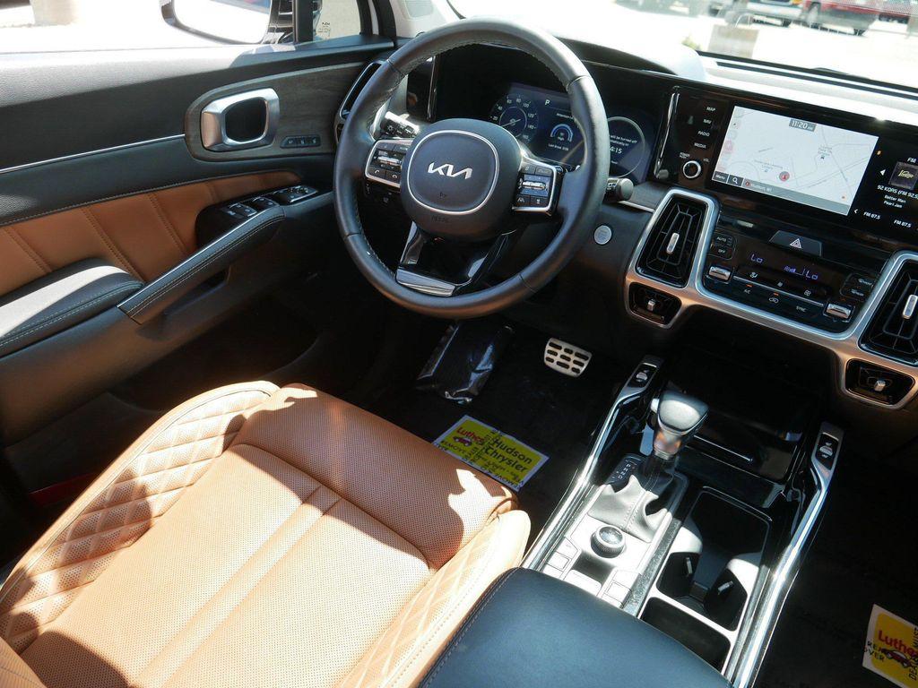 used 2023 Kia Sorento car, priced at $28,487