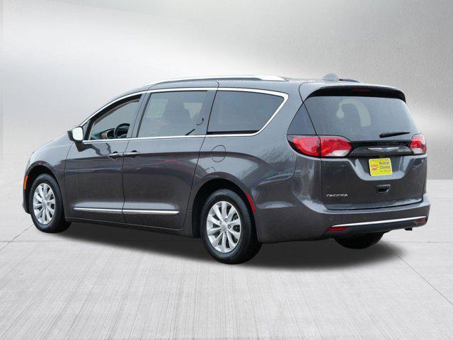 used 2018 Chrysler Pacifica car, priced at $13,377