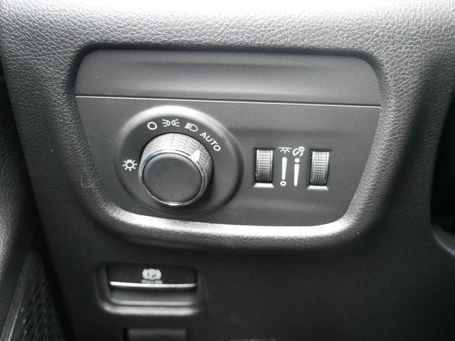 new 2026 Jeep Grand Cherokee car, priced at $47,796