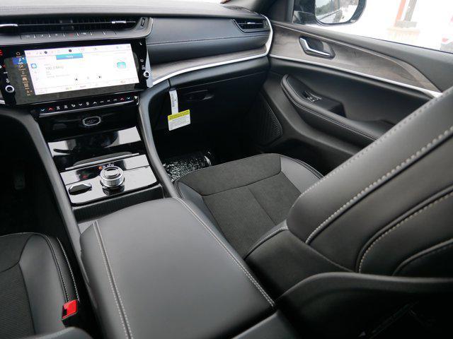 new 2026 Jeep Grand Cherokee car, priced at $47,796