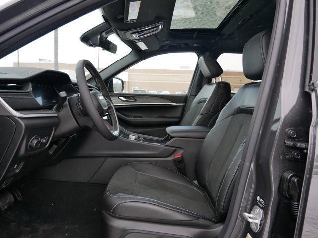 new 2026 Jeep Grand Cherokee car, priced at $47,796