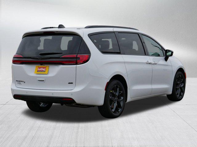 new 2026 Chrysler Pacifica car, priced at $46,999
