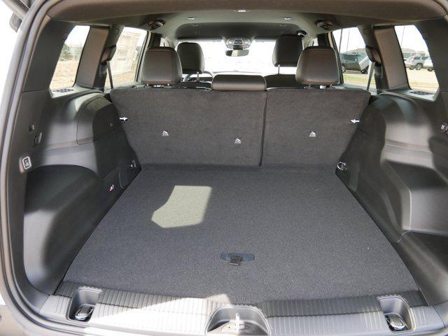 new 2026 Jeep Cherokee car, priced at $40,936