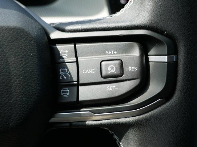 new 2026 Jeep Cherokee car, priced at $40,936