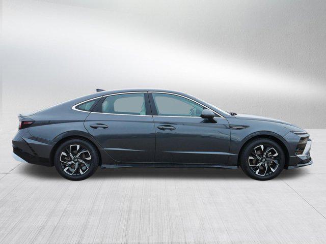 used 2025 Hyundai Sonata car, priced at $22,889