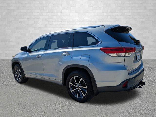 used 2018 Toyota Highlander car, priced at $21,808