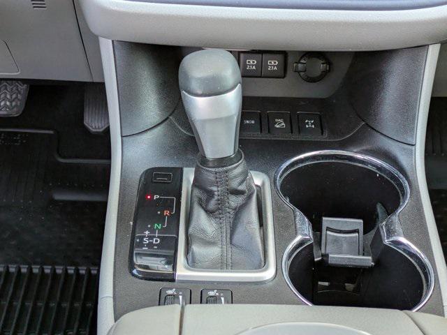used 2018 Toyota Highlander car, priced at $21,808