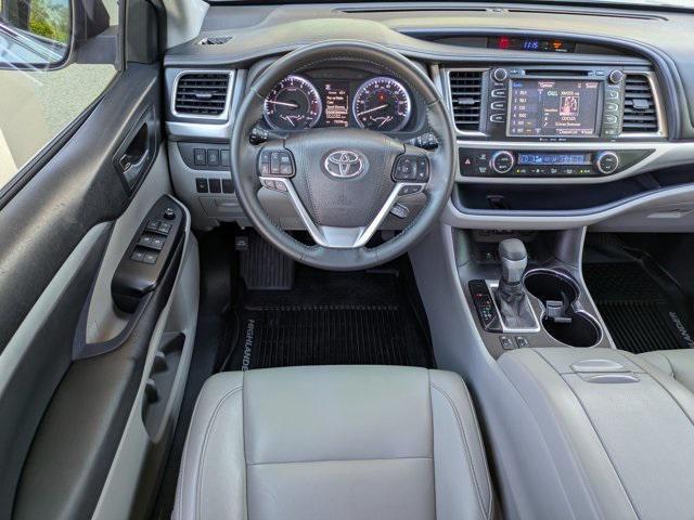 used 2018 Toyota Highlander car, priced at $21,808