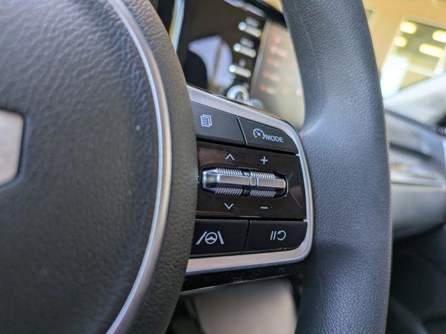 used 2023 Kia Sorento car, priced at $22,560