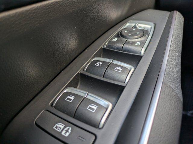 used 2023 Kia Sorento car, priced at $22,560