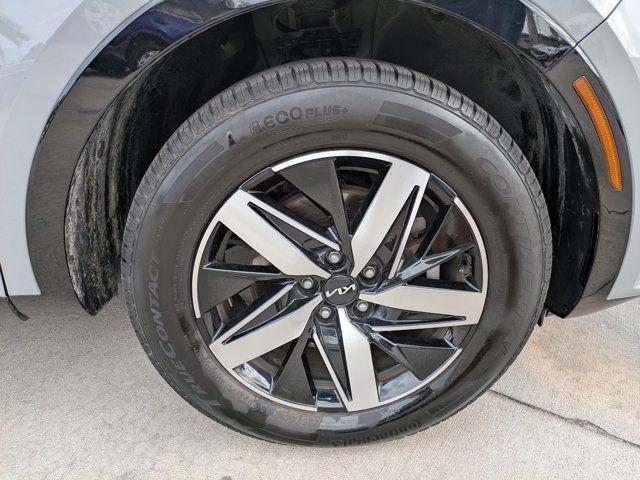 used 2023 Kia Sorento car, priced at $20,680