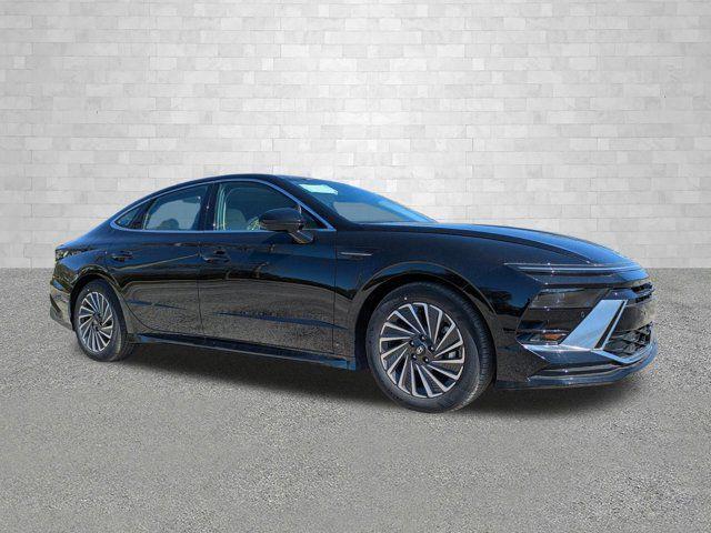 new 2025 Hyundai Sonata Hybrid car, priced at $38,022