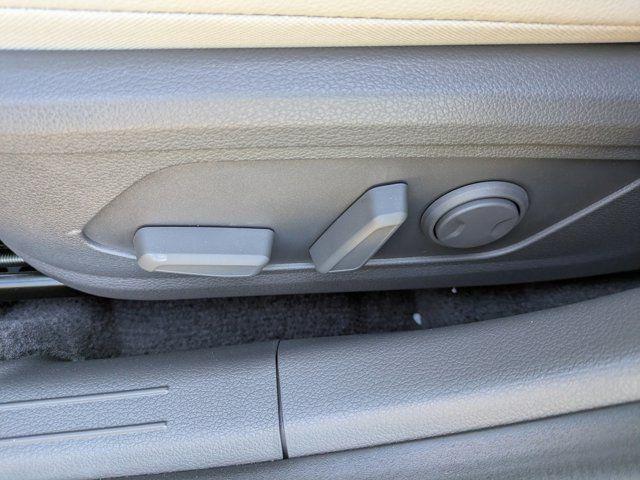 new 2025 Hyundai Sonata Hybrid car, priced at $37,272