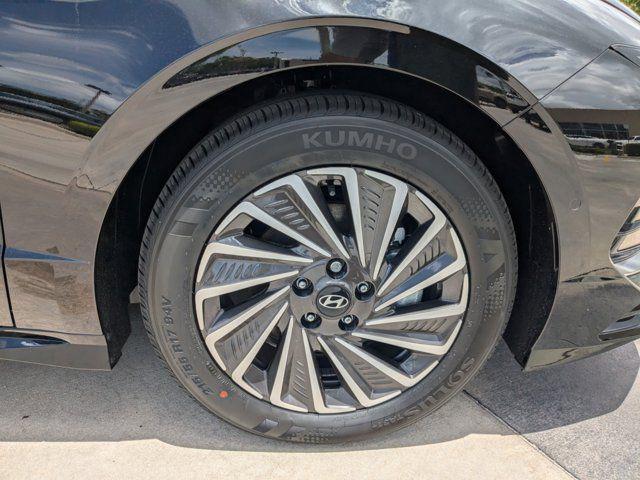 used 2024 Hyundai Sonata Hybrid car, priced at $33,700