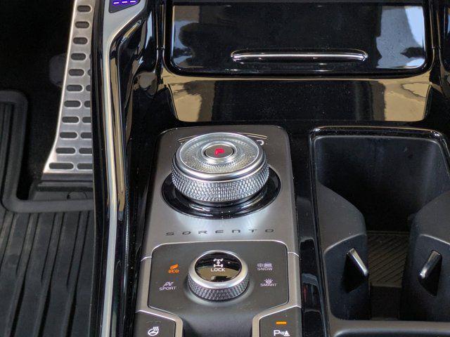 used 2025 Kia Sorento Hybrid car, priced at $36,590