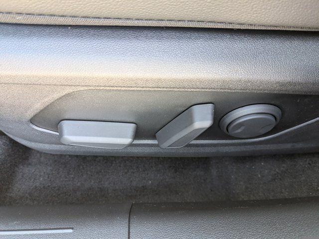 new 2025 Hyundai ELANTRA HEV car, priced at $32,256