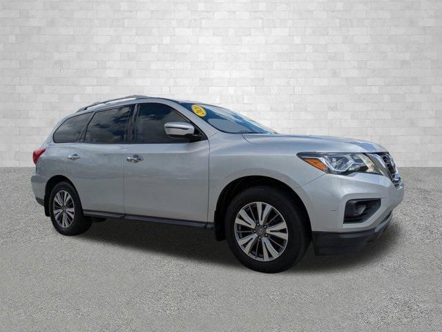 used 2020 Nissan Pathfinder car, priced at $10,469