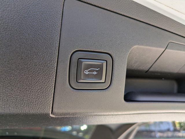 used 2018 Cadillac XT5 car, priced at $15,720