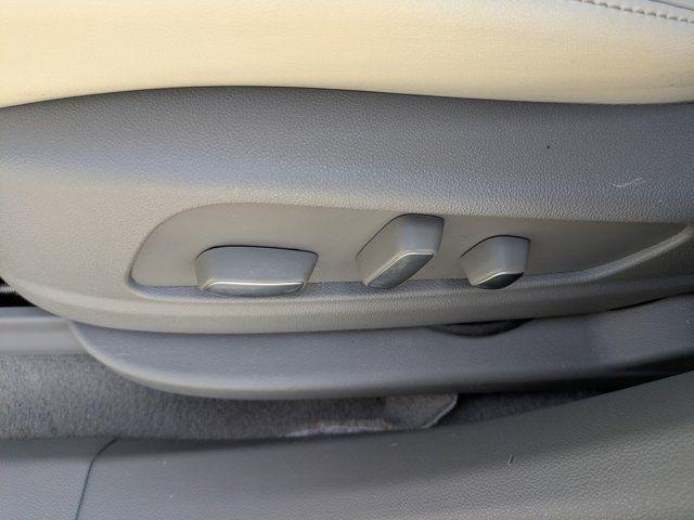 used 2023 Cadillac XT6 car, priced at $36,547