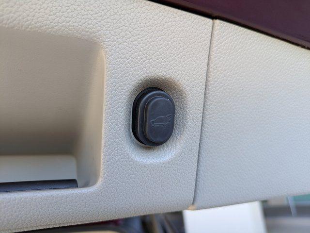 used 2016 GMC Yukon car, priced at $24,680