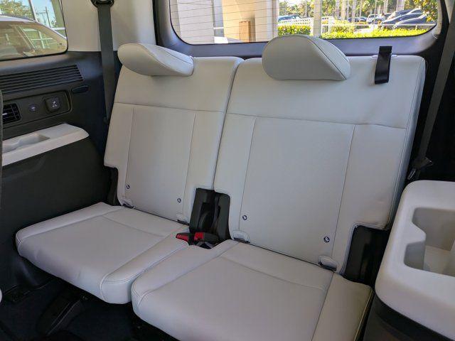 used 2025 Hyundai Santa Fe car, priced at $42,923