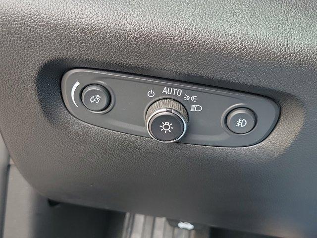 used 2020 Chevrolet Traverse car, priced at $23,213