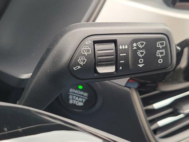 used 2022 Ford Escape car, priced at $21,811