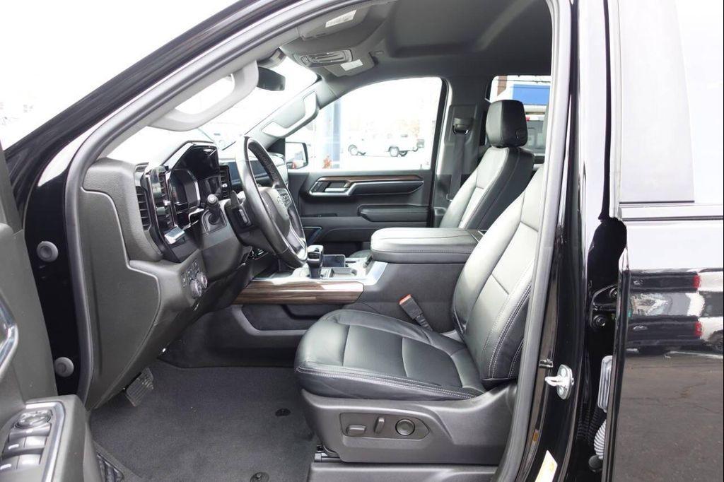 used 2024 Chevrolet Silverado 1500 car, priced at $45,995