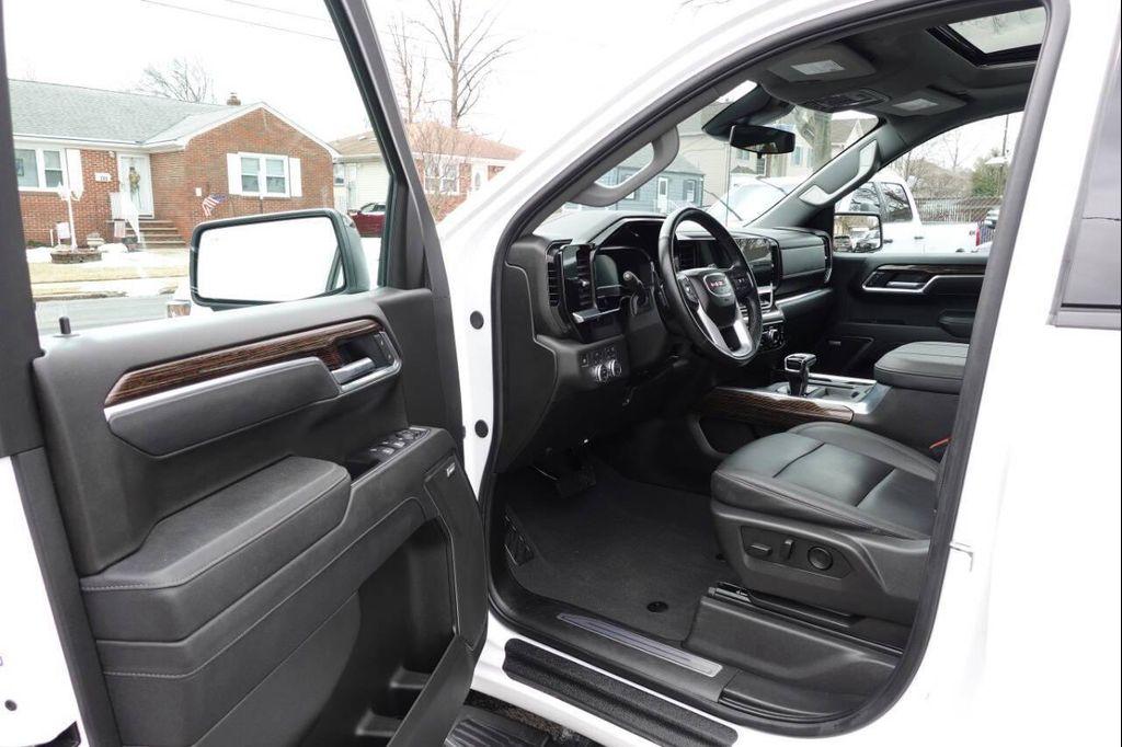 used 2025 GMC Sierra 1500 car, priced at $51,495