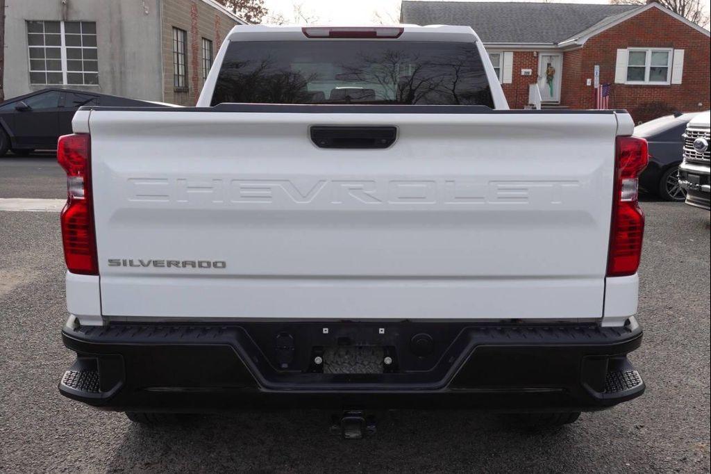 used 2024 Chevrolet Silverado 1500 car, priced at $33,995