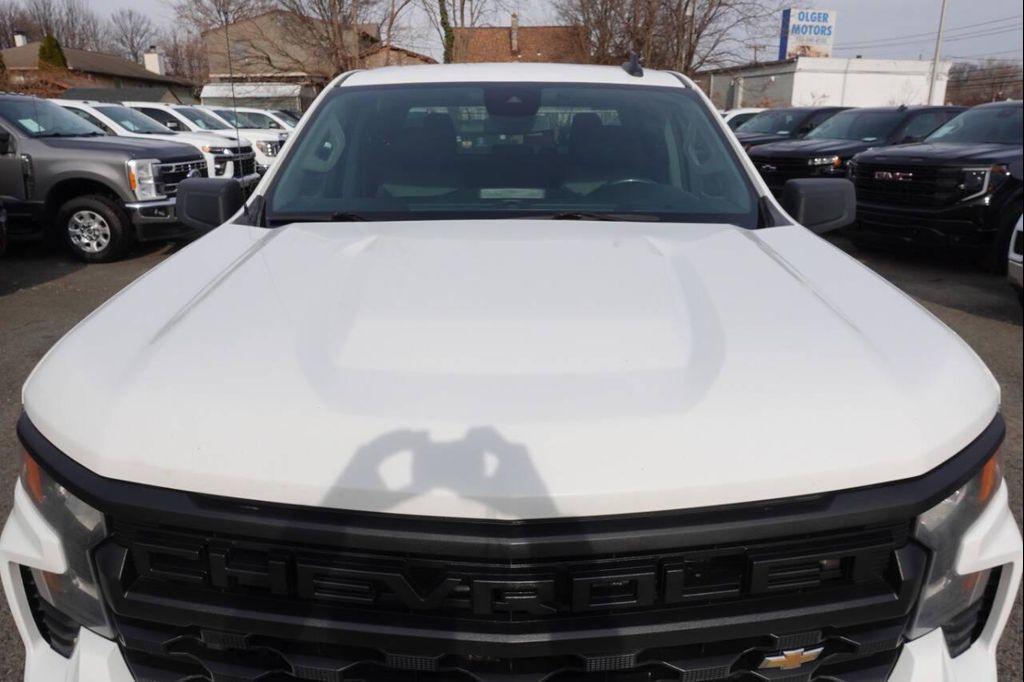 used 2024 Chevrolet Silverado 1500 car, priced at $33,995
