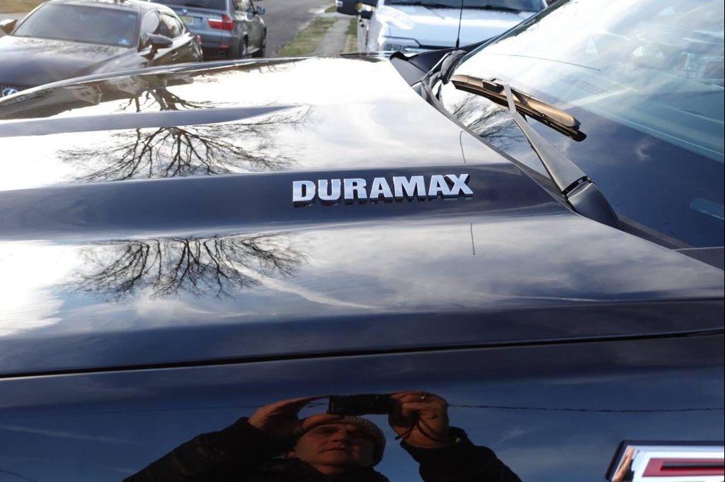 used 2024 Chevrolet Silverado 1500 car, priced at $43,995