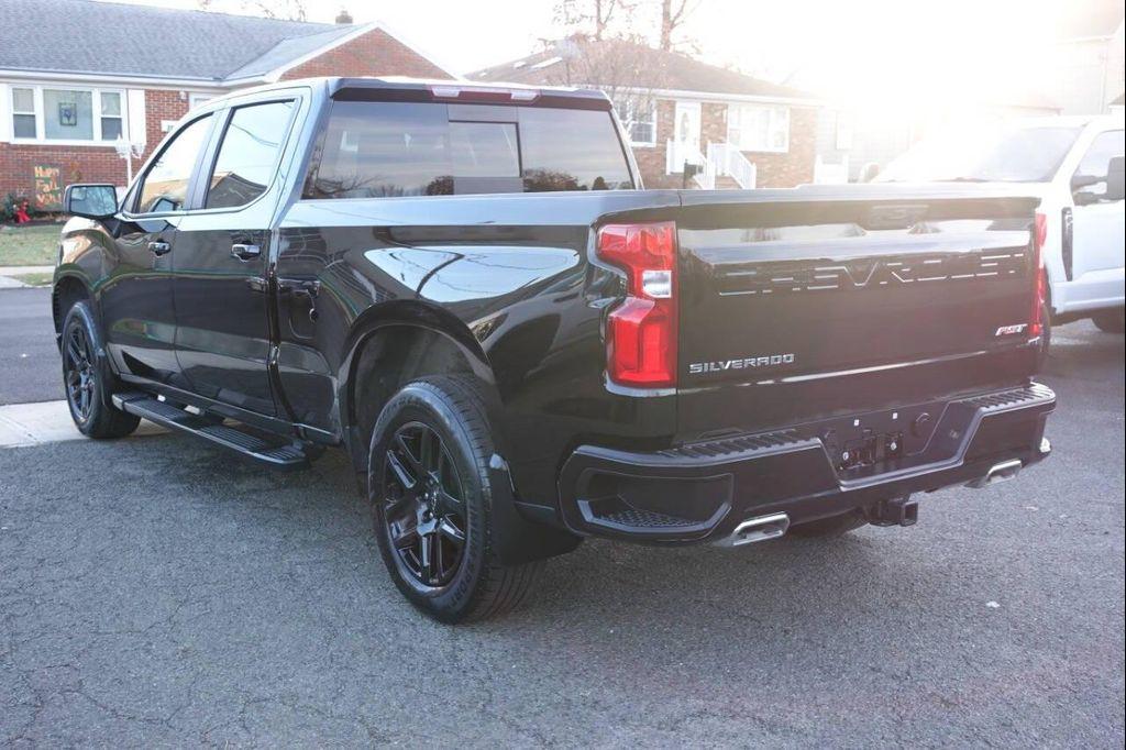 used 2024 Chevrolet Silverado 1500 car, priced at $43,995