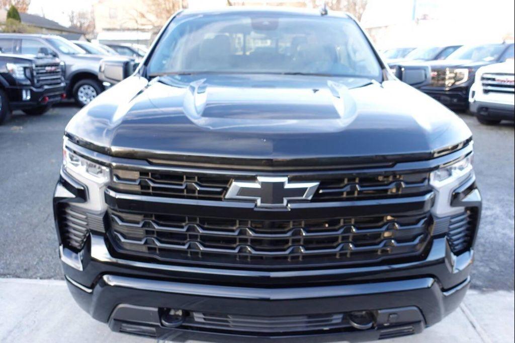 used 2024 Chevrolet Silverado 1500 car, priced at $43,995