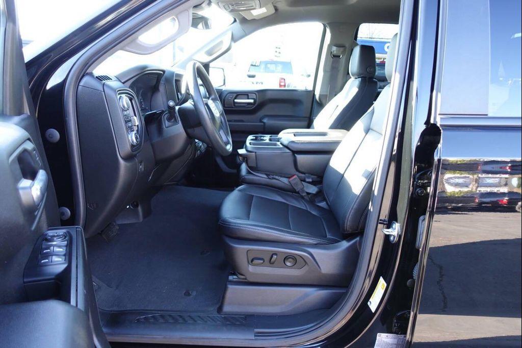 used 2023 GMC Sierra 1500 car, priced at $31,995